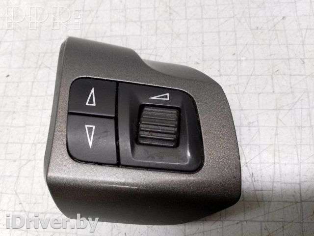 Кнопки руля Opel Vectra C 2006г. 440768813 , artRAT69127 - Фото 1