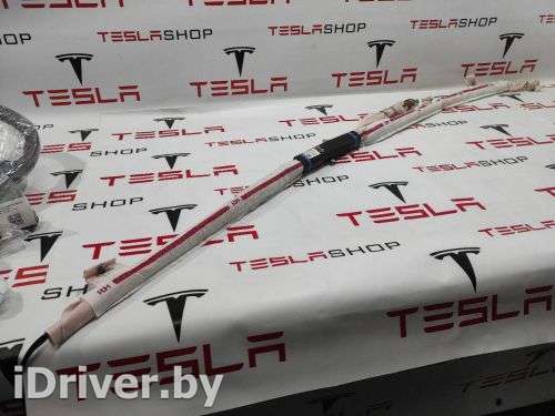 Подушка безопасности боковая (шторка) передняя правая Tesla model S 2015г. 1005262-00-D - Фото 1
