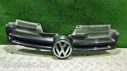 Решетка радиатора Volkswagen Golf 5 2005г. 1K0853651K - Фото 1