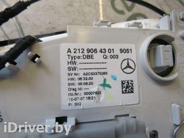Фонарь салона (плафон) Mercedes E W212 2011г. A2129064301  - Фото 4