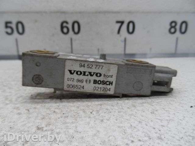 Датчик удара Volvo S60 1 2003г. 9452777 - Фото 1