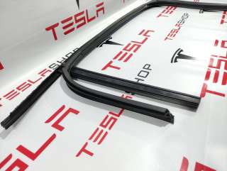 Уплотнитель двери сдвижной Tesla model X 2016г. 1032277-00-E,1069520-90-H - Фото 3