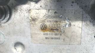 Корпус масляного фильтра Volkswagen Passat B6 2005г.  - Фото 3
