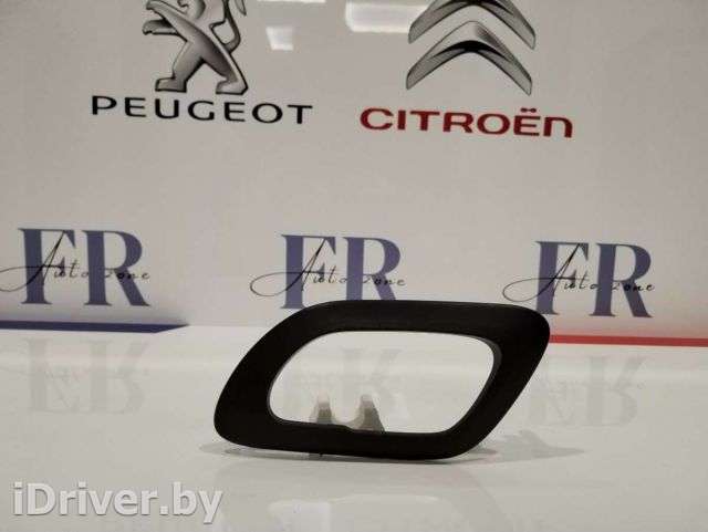 Пластик салона Peugeot 5008 2010г.  - Фото 1