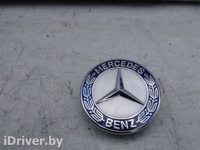 Эмблема Mercedes C W204 2010г. A2048170616 - Фото 1