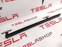 1038406-00-A уплотнитель к Tesla model S Арт 9885374