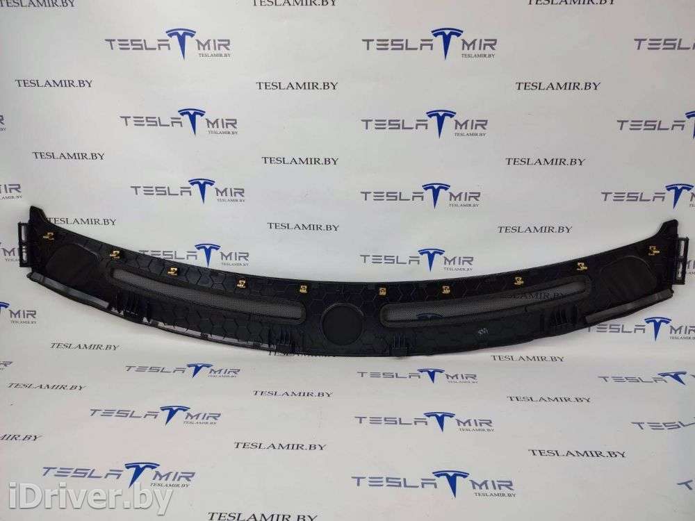 Декоративная накладка торпедо Tesla model S 2017г. 6007510-00,6007510-98  - Фото 3