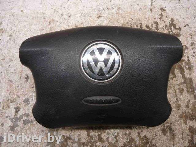 Подушка безопасности водителя Volkswagen Sharan 1 restailing 2002г. 3B0880201BH - Фото 1