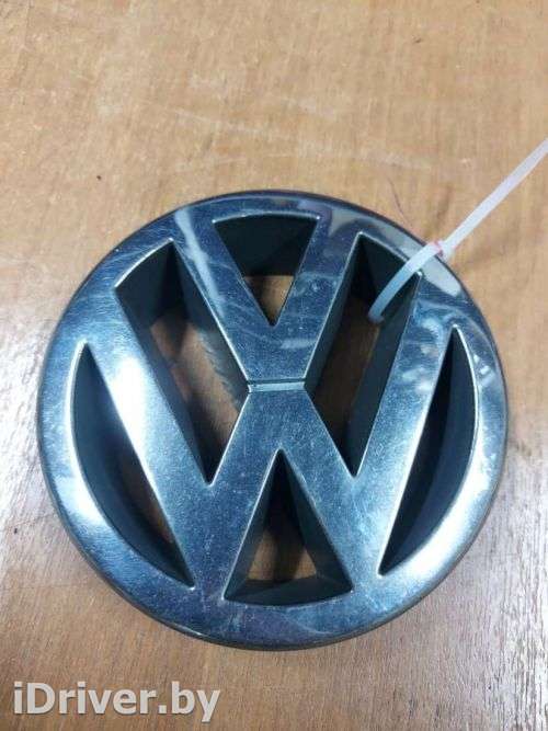 Эмблема Volkswagen Golf 4 2001г. 1J5853601A - Фото 1