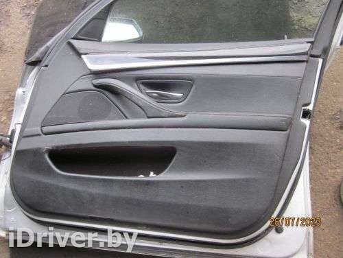 Обшивка двери передней правой (дверная карта) BMW 5 F10/F11/GT F07 2010г.  - Фото 1