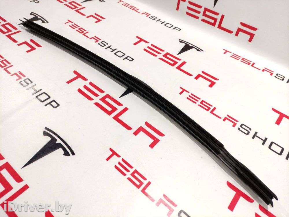уплотнитель Tesla model X 2017г. 1032180-00-C,1483694-00-A  - Фото 1