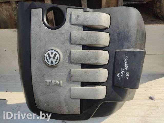 Декоративная крышка двигателя Volkswagen Touareg 1 2005г.  - Фото 1