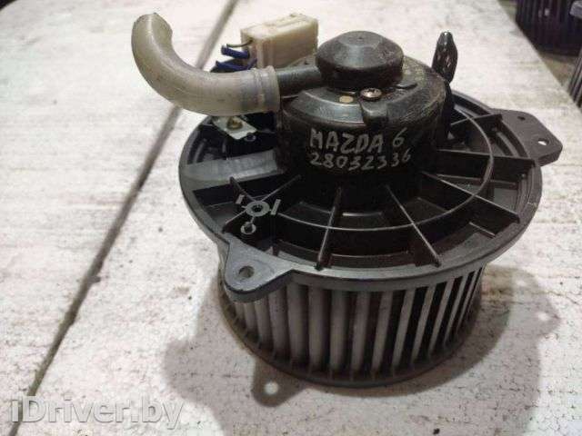 Моторчик печки Mazda 6 1 2002г.  - Фото 1