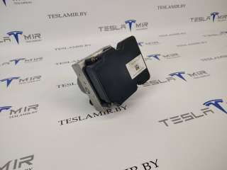 1038119-00-D,1037797-00-D Блок ABS к Tesla model S Арт 11043_1
