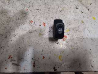  Кнопка стеклоподъемника заднего левого Renault Scenic 1 Арт 13153