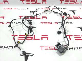 1032438-00-F Проводка к Tesla model X Арт 9901570