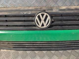 Решетка радиатора Volkswagen Multivan T4 1995г.  - Фото 3