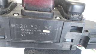 Кнопка аварийной сигнализации Mercedes S W220 2000г. 2208215851 - Фото 2