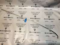 980139954 молдинг стекла двери к Maserati Quattroporte Арт 02014946
