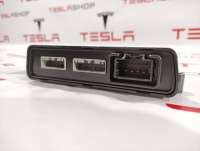 модуль управления двери Tesla model S 2015г. 1003101-00-C - Фото 2