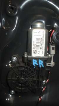 6RU959811 Моторчик стеклоочистителя задний к Volkswagen Polo 5 Арт 00001190108