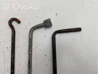 Набор инструментов штатный Toyota Previa XR30, XR40 2001г. artGVI8346 - Фото 9