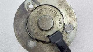 Клапан электромагнитный изменения фаз ГРМ Skoda Superb 2 2012г. 06L109259A - Фото 4