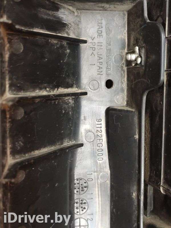 решетка радиатора Subaru Forester SG 2007г. 91121SC050, 91122SC050  - Фото 10