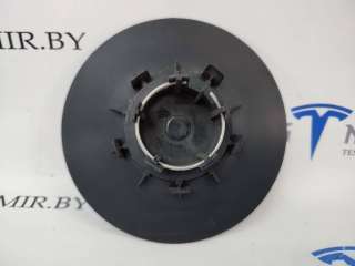 1188233-00 Колпачок литого диска к Tesla model Y Арт 15370