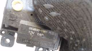 Моторчик заслонки печки Lexus GS 4 2013г. 0638001981 - Фото 3