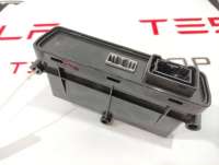 Блок управления крышкой багажника Tesla model S 2012г. 1007511-00-A - Фото 2