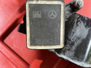 Датчик положения подвески Mercedes CLK W209 2010г. A0105427717 - Фото 6