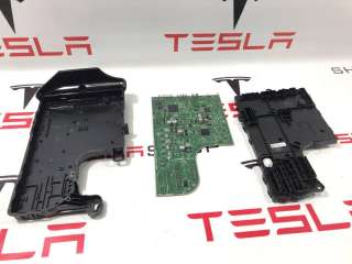 Блок бортовой сети (блок управления BCM) Tesla model 3 2020г. 1497848-00-E,1567454-00-B,1566853-00-A,1506819-00-G - Фото 3