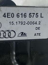 Датчик ускорения Audi A8 D3 (S8) 2008г. 4E0616575L - Фото 3