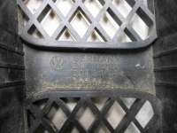 Заглушка (решетка) в бампер Volkswagen LT 2 2000г. 2DI819044 - Фото 4