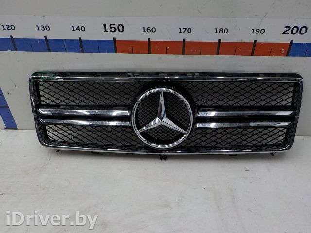 Решетка радиатора Mercedes G W461/463  A4638880011 - Фото 1