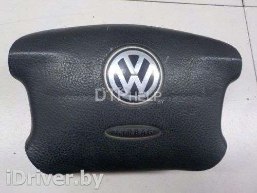 Подушка безопасности в рулевое колесо Volkswagen Golf 4 1998г. 3B0880201AE4EC - Фото 1