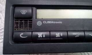 Блок управления печки/климат-контроля Volkswagen Passat B5 1998г. 1J1907044 - Фото 3