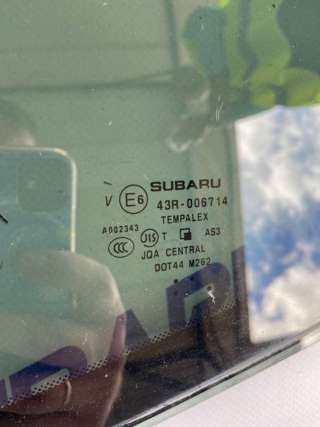 Стекло кузовное боковое левое Subaru Forester SJ 2017г.  - Фото 2