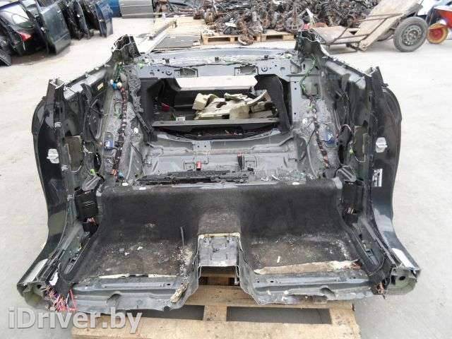 Усилитель бампера задний Mercedes C W204 2013г.  - Фото 1