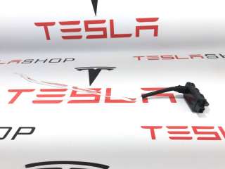 Подсветка номера Tesla model S 2021г. 1627365-01-B - Фото 3