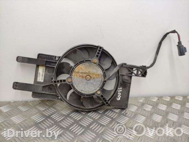 Вентилятор радиатора Ford Focus 3 2013г. bv618c607sc , artSAU23009 - Фото 1