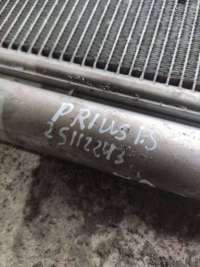Радиатор кондиционера Toyota Prius 2 2006г.  - Фото 4