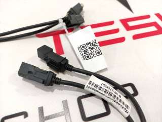 Провод USB Tesla model S 2015г. 1004815-08-B - Фото 2