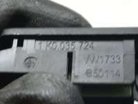Разъем AUX / USB Volkswagen Touareg 1 2008г. 1k0035724 - Фото 2