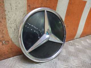 кронштейн эмблемы Mercedes C W205 2014г. A0008880011, A0008881000, 01:07 - Фото 3