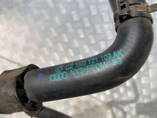 Трубка охлаждающей жидкости пластиковая Skoda Yeti 2009г. 1K0121070BD - Фото 4