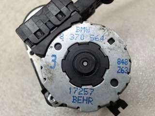 привод отопителя BMW 3 E46 2000г.  - Фото 2
