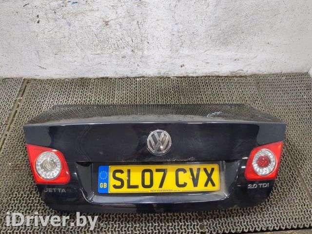 Подсветка номера Volkswagen Jetta 5 2007г. 3B5943021E - Фото 1