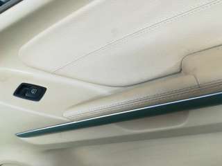 Обшивка двери передней правой (дверная карта) Mercedes ML W164 2009г.  - Фото 2